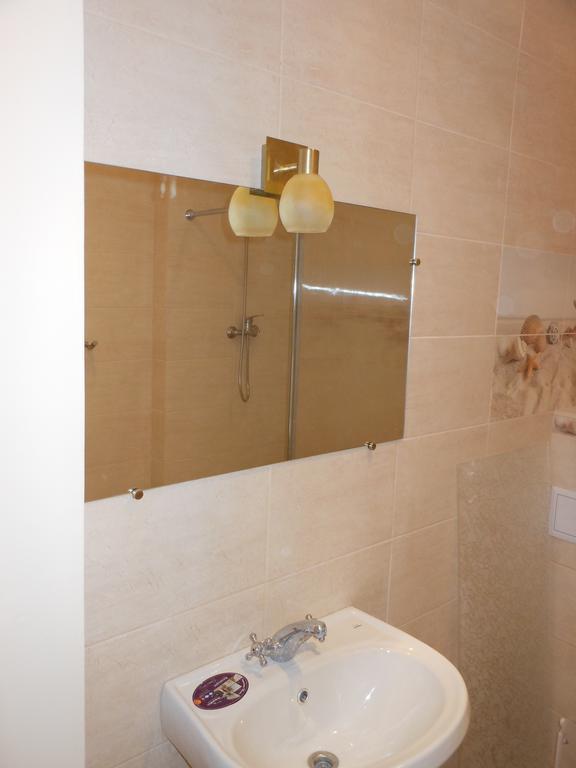 Залізнична 49 "Хочу Цю!" Daire İvano-Frankivsk Oda fotoğraf